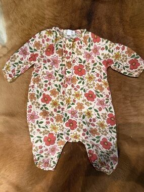 Angel Dear floral print muslin onesie 0-3 months